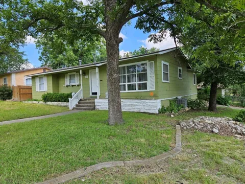 302 Blakeley Drive