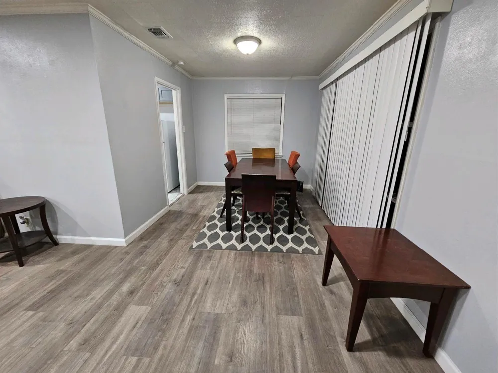 302 Blakeley Drive San Antonio, TX 78209