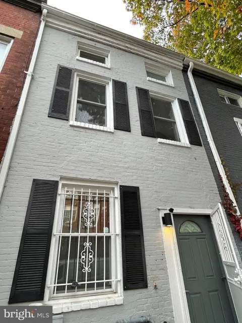 2016 10TH STREET NW