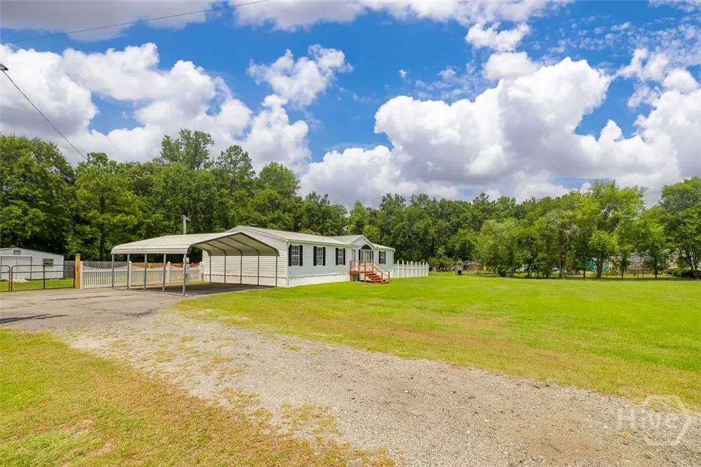 769 Log Landing Road Springfield, GA 31329