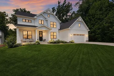 18 Blue Grass Way