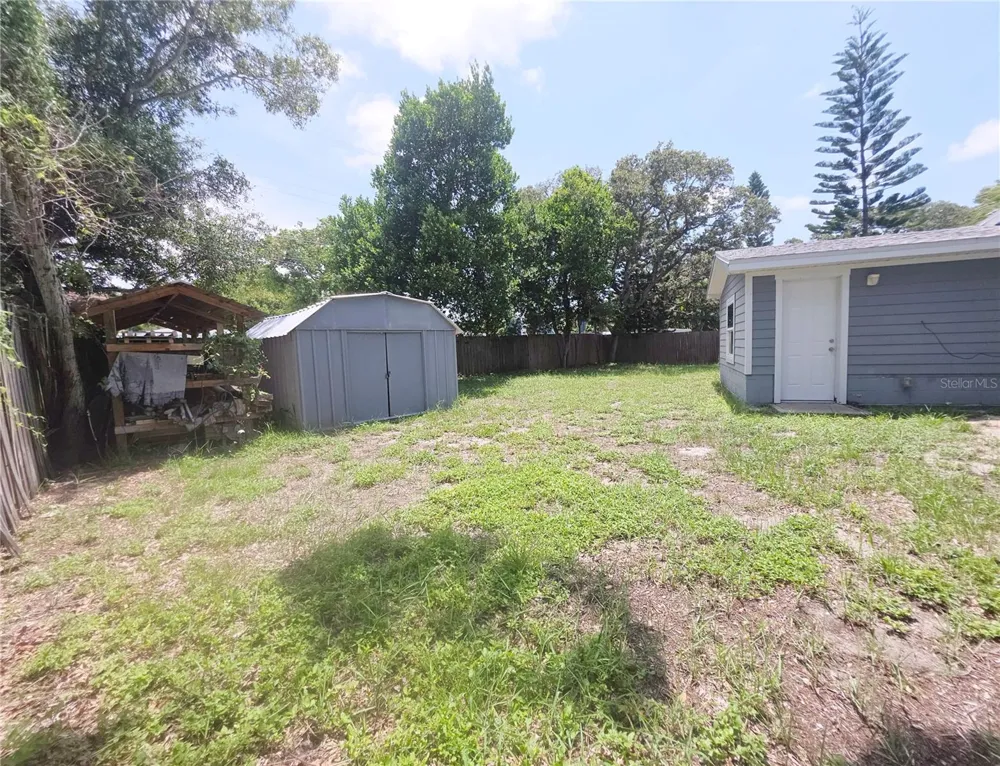 623 DEXTER DRIVE Dunedin, FL 34698