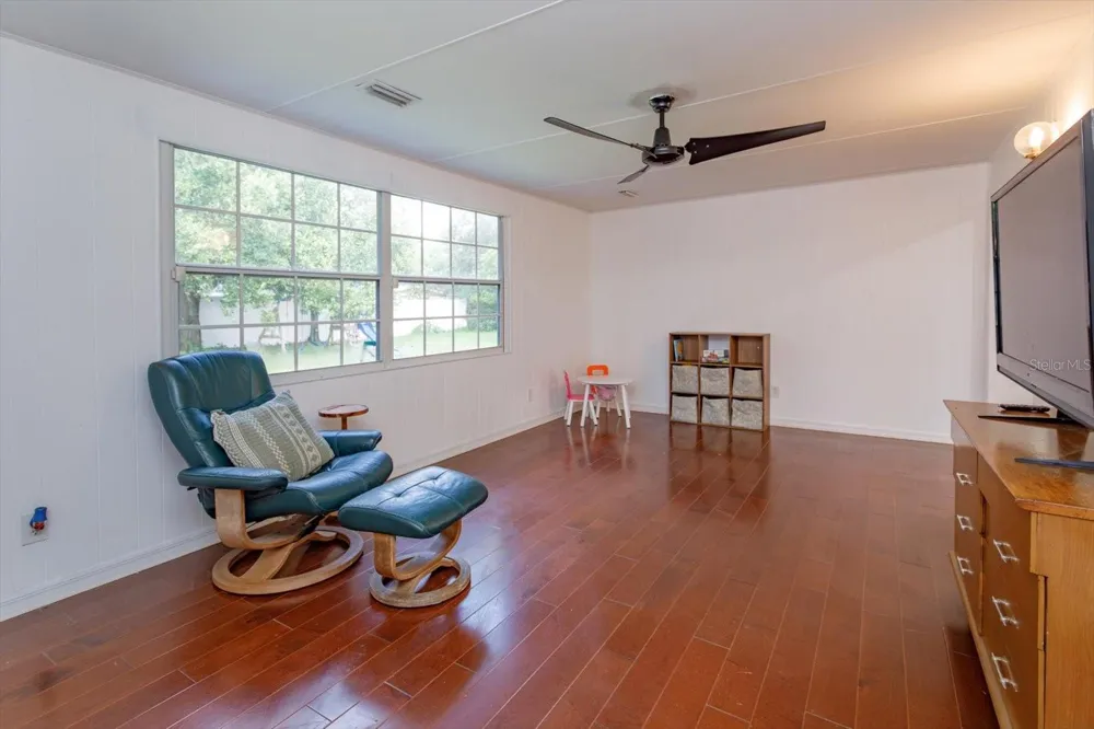 6412 STOCKBRIDGE AVENUE Orlando, FL 32809