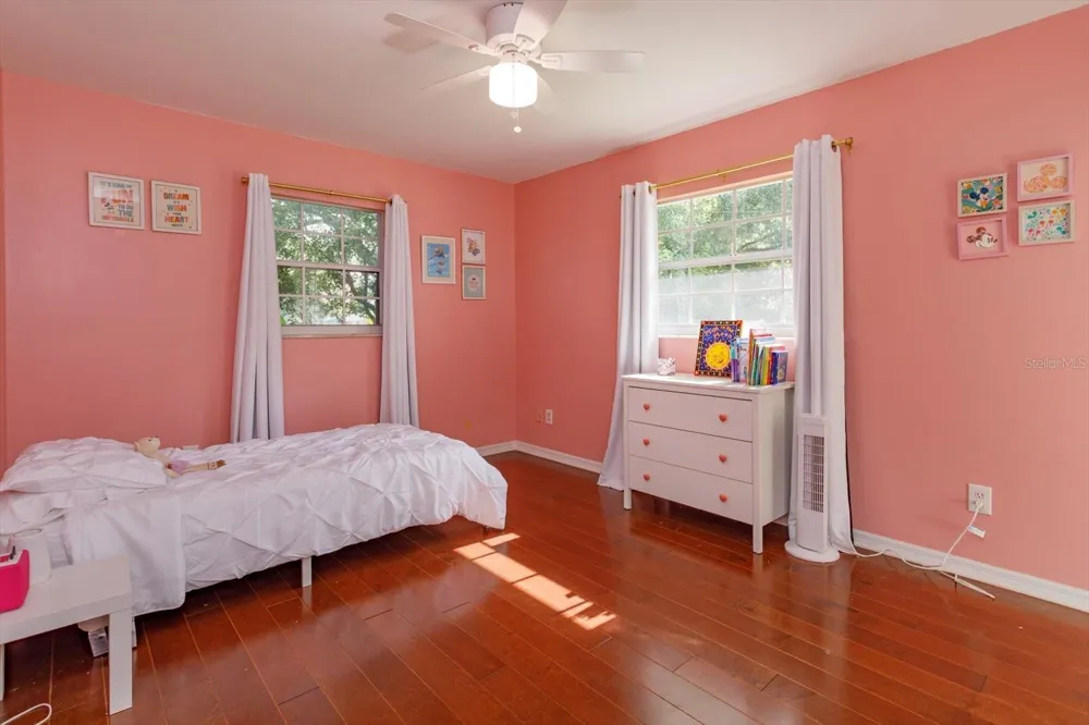 6412 STOCKBRIDGE AVENUE Orlando, FL 32809