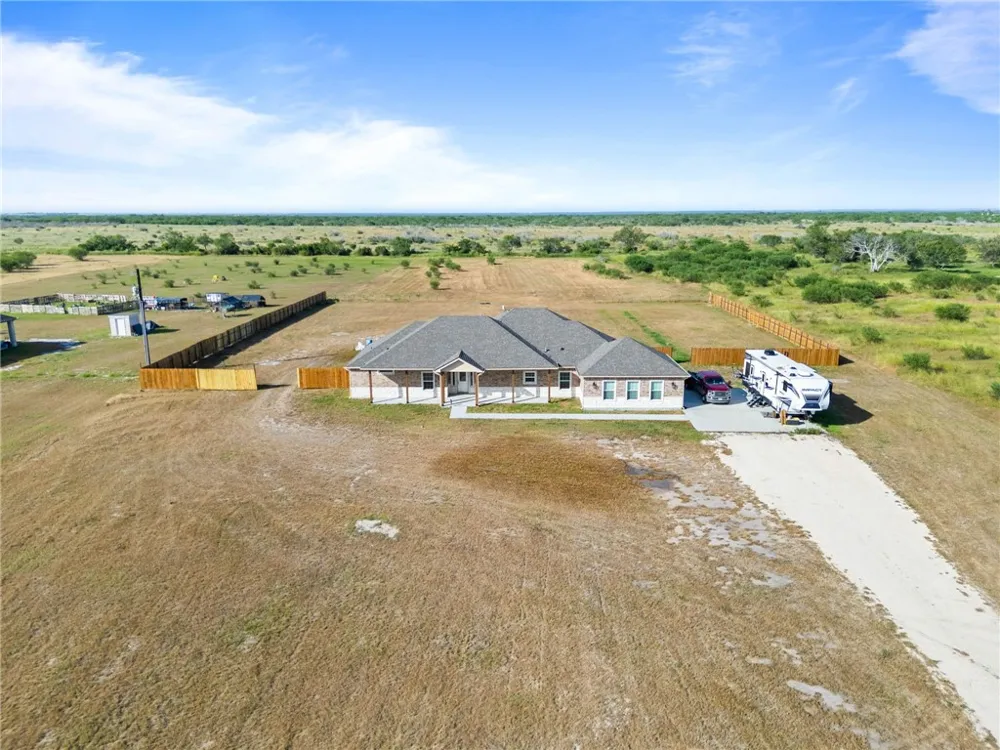 6418 FM 624 Robstown, TX 78380
