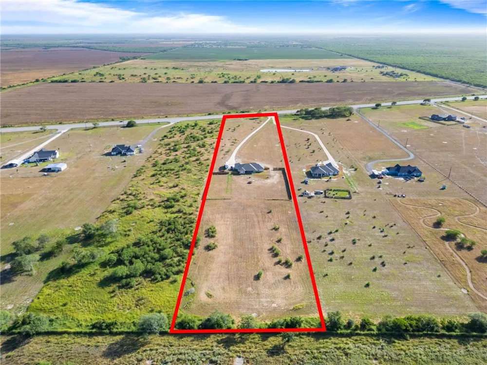 6418 FM 624 Robstown, TX 78380