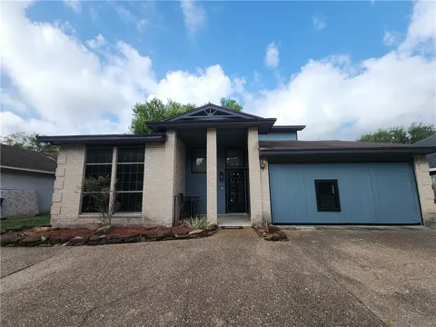 5221 Cromwell Drive