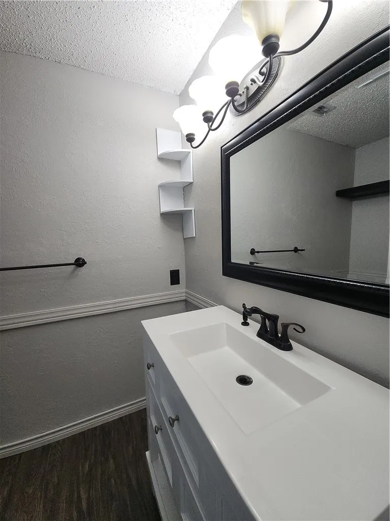 5221 Cromwell Drive Corpus Christi, TX 78413