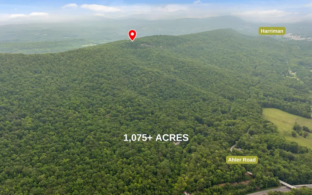 1075 Riggs Chapel Road Harriman, TN 37748