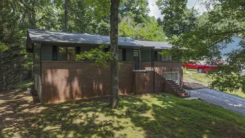 6121 Pythian Road