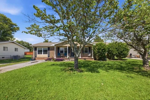 1835 S Prairie Circle