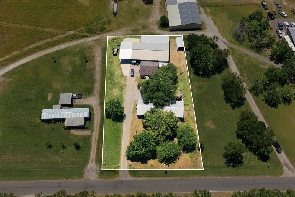 252 Blackland Road Riesel, TX 76682