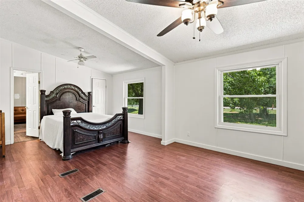 252 Blackland Road Riesel, TX 76682