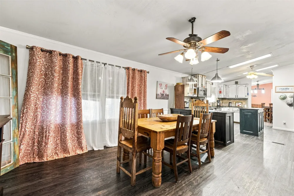 252 Blackland Road Riesel, TX 76682
