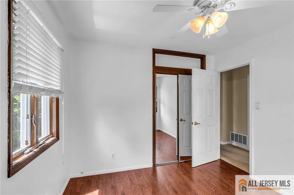 499 Old Stage Road Spotswood, NJ 08884