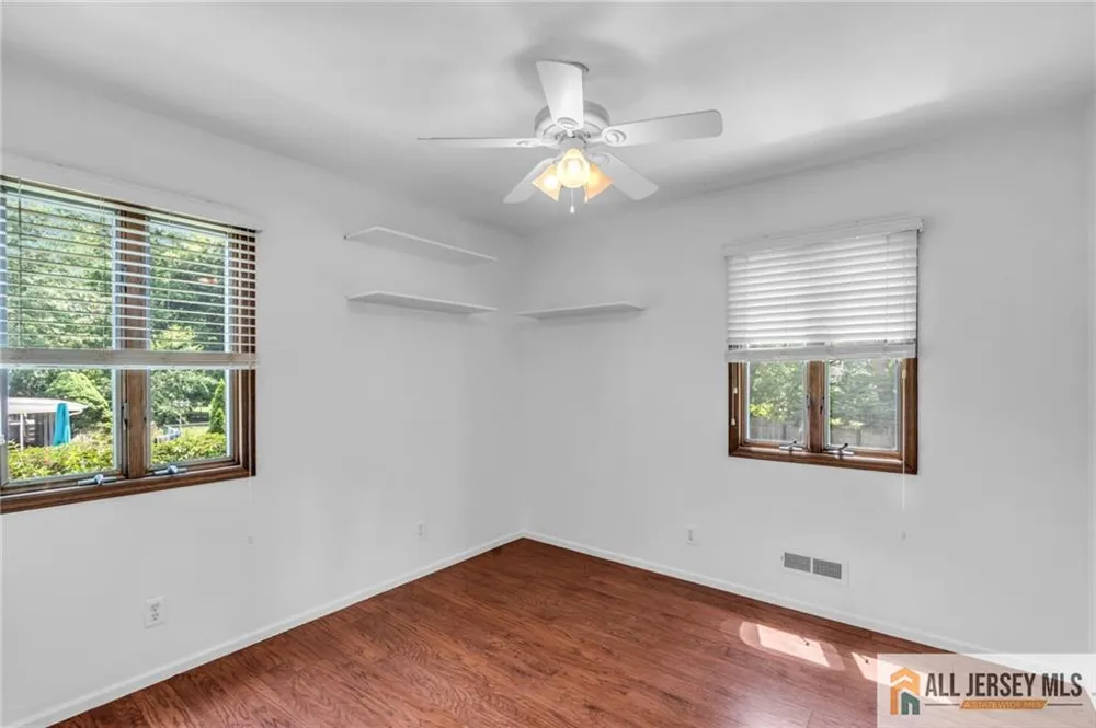 499 Old Stage Road Spotswood, NJ 08884