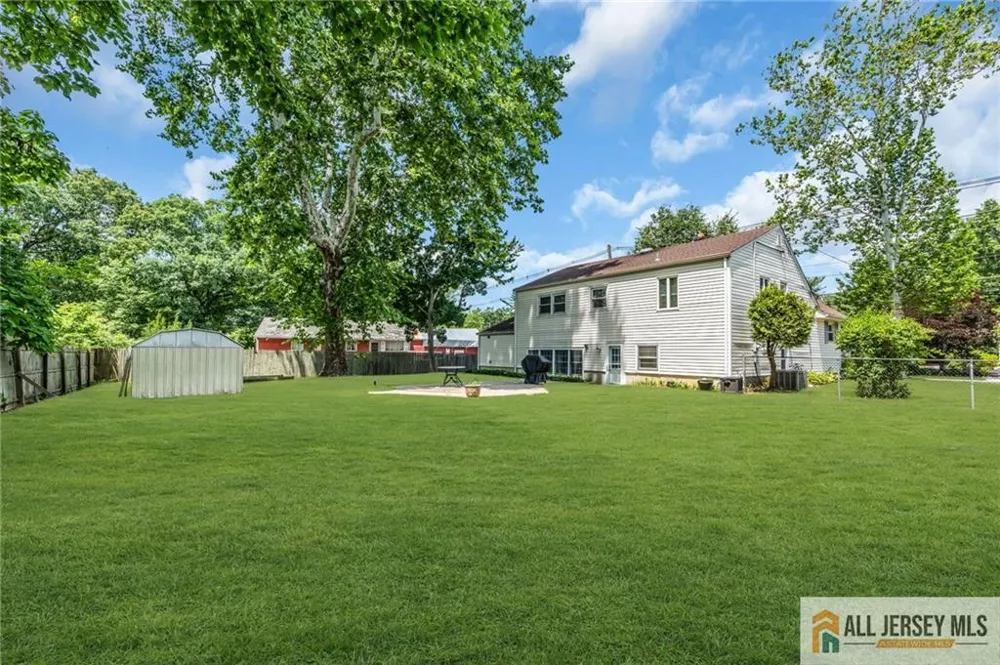 499 Old Stage Road Spotswood, NJ 08884