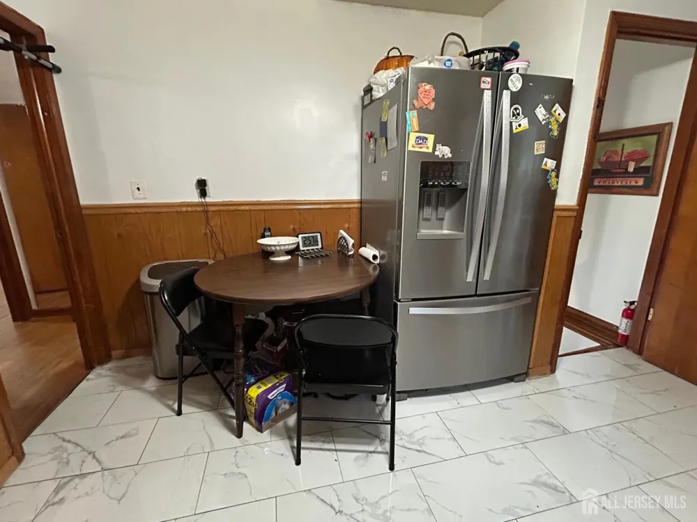 129 hampton Street Metuchen, NJ 08840
