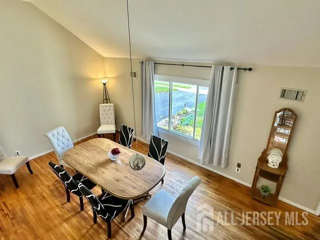 227 Old Stage Road Spotswood, NJ 08884
