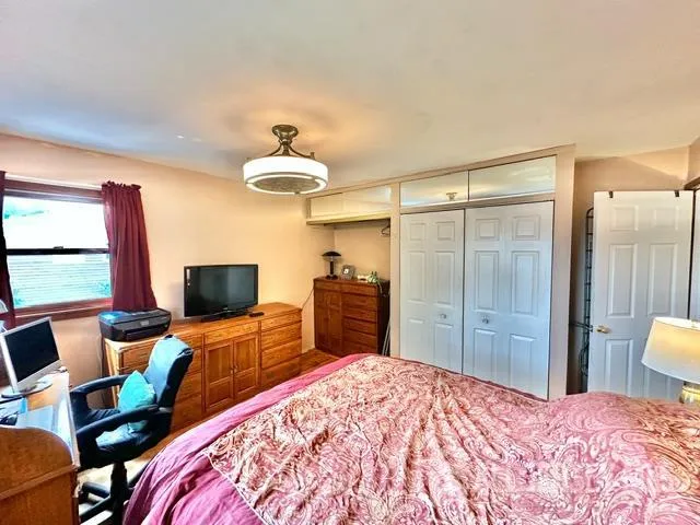 227 Old Stage Road Spotswood, NJ 08884