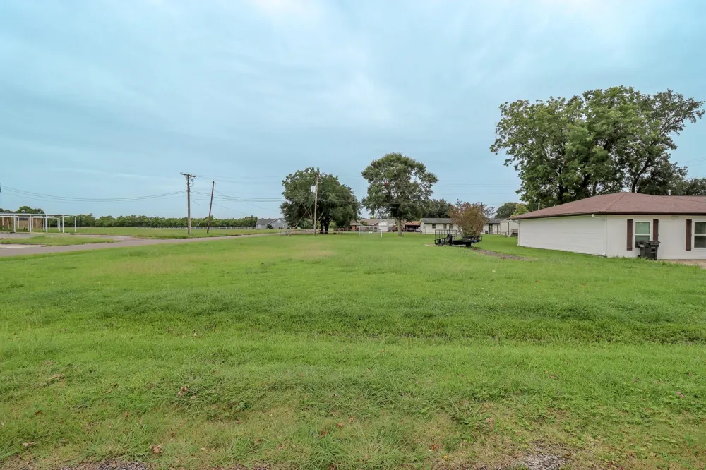 2895 Solomon Street Port Arthur, TX 77640