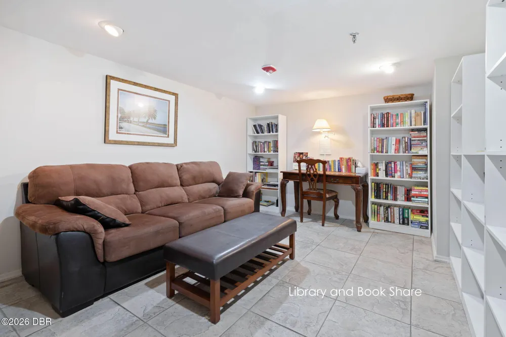 1051 Ocean Shore Boulevard #PH4 Ormond Beach, FL 32176