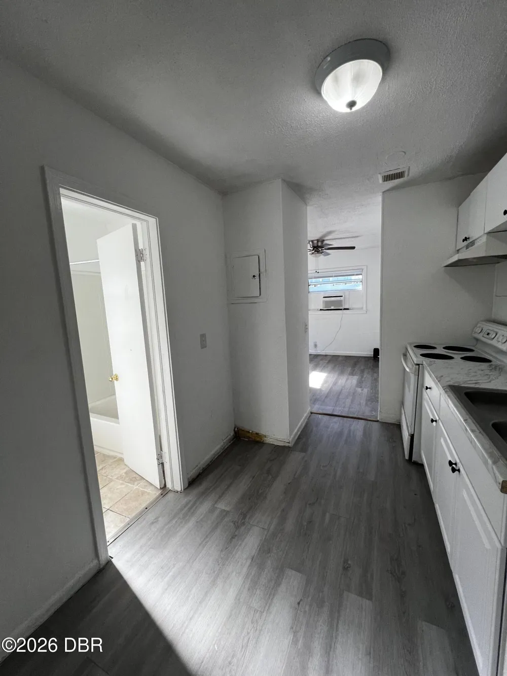 131 S Halifax Avenue #6 Daytona Beach, FL 32118
