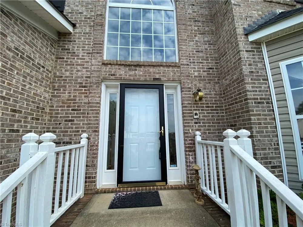 5101 Ivystone Lane Winston-Salem, NC 27104