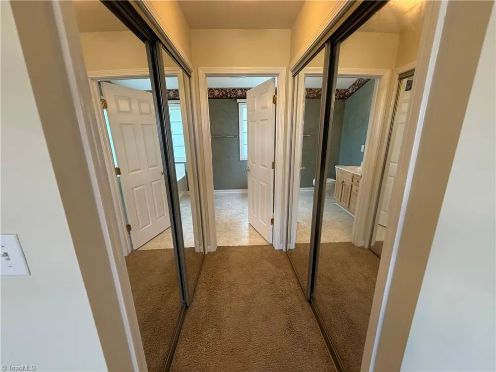 5101 Ivystone Lane Winston-Salem, NC 27104