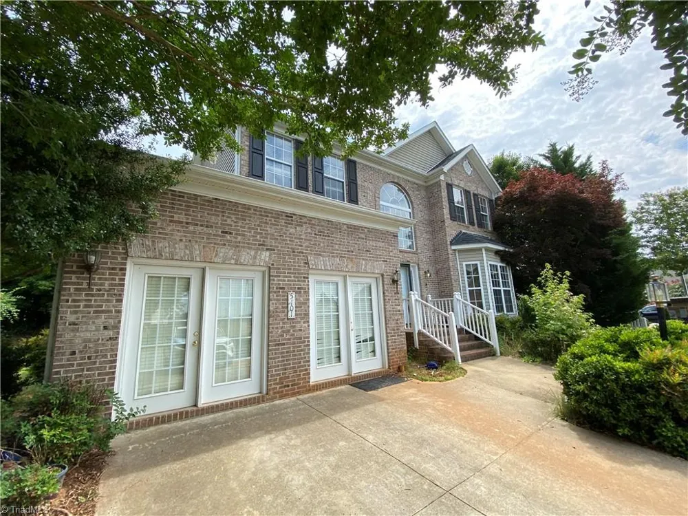 5101 Ivystone Lane Winston-Salem, NC 27104
