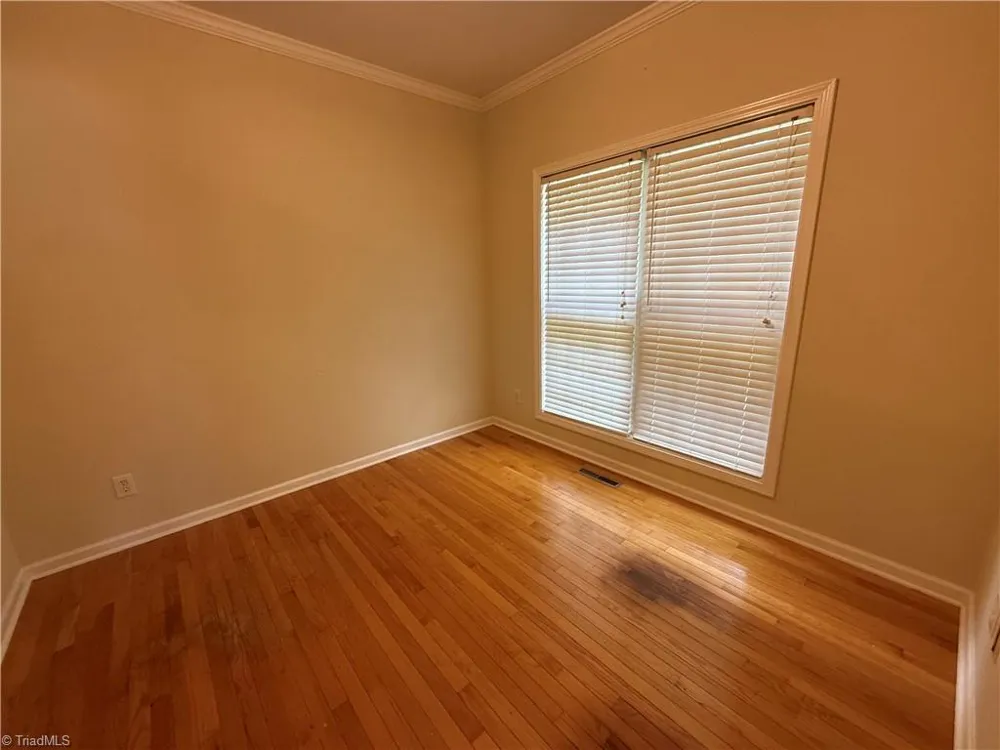 5101 Ivystone Lane Winston-Salem, NC 27104