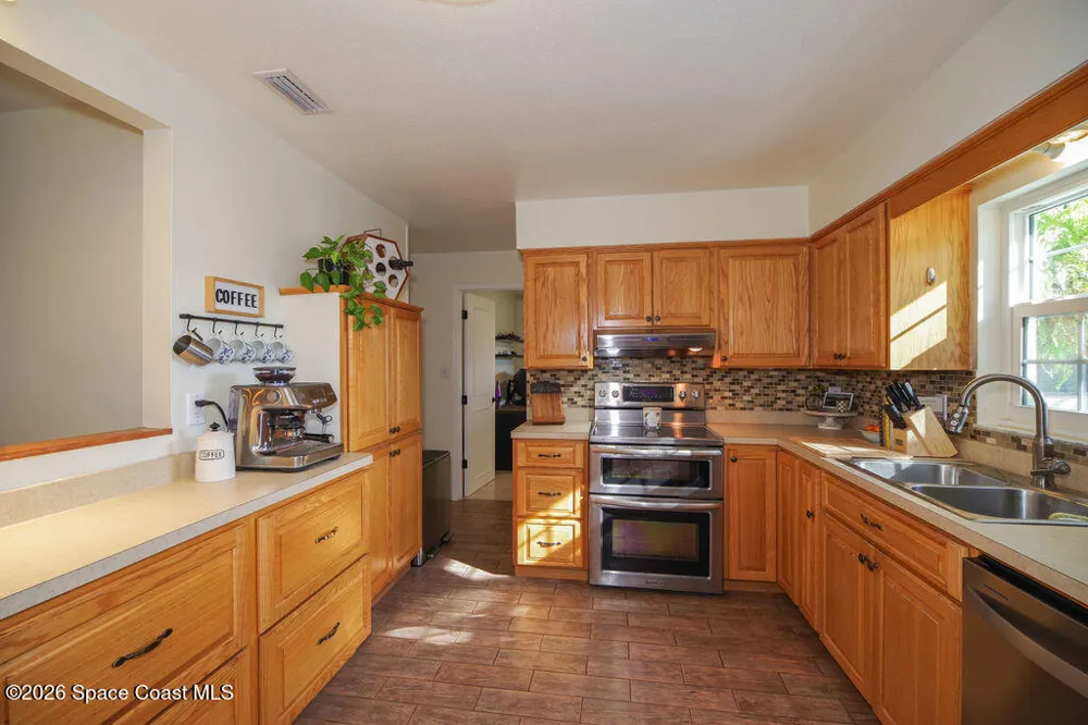 960 Kings Post Road Rockledge, FL 32955