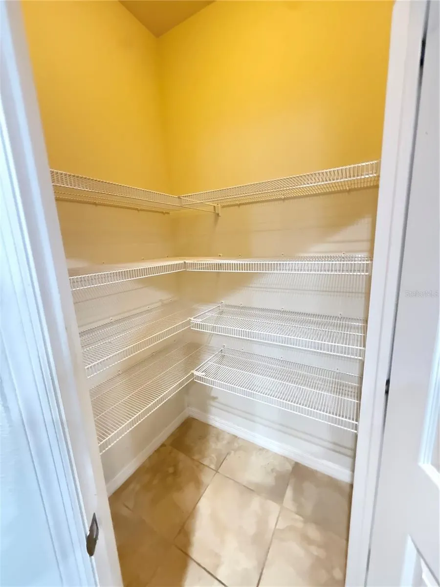 9154 HILLCROFT DRIVE Riverview, FL 33578