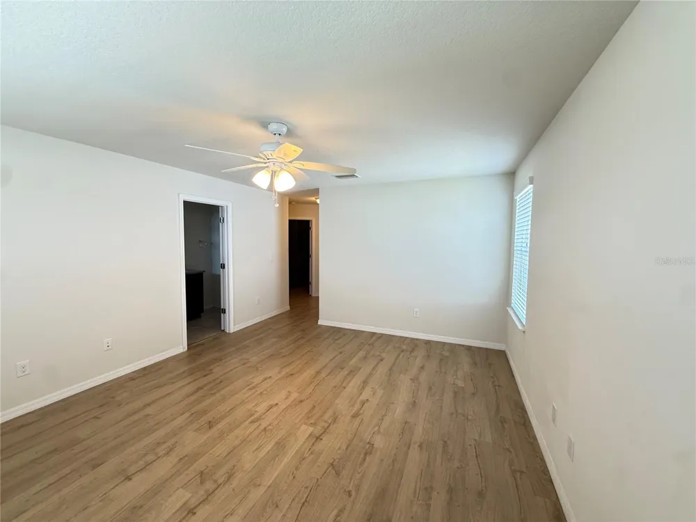 9154 HILLCROFT DRIVE Riverview, FL 33578