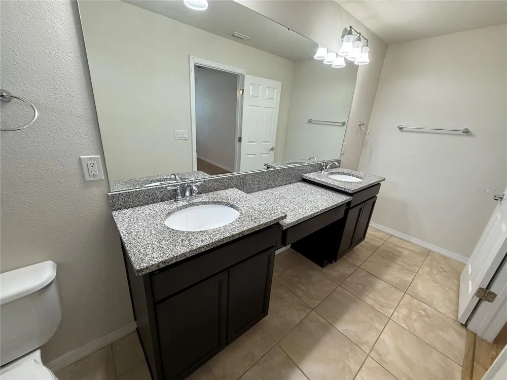 9154 HILLCROFT DRIVE Riverview, FL 33578