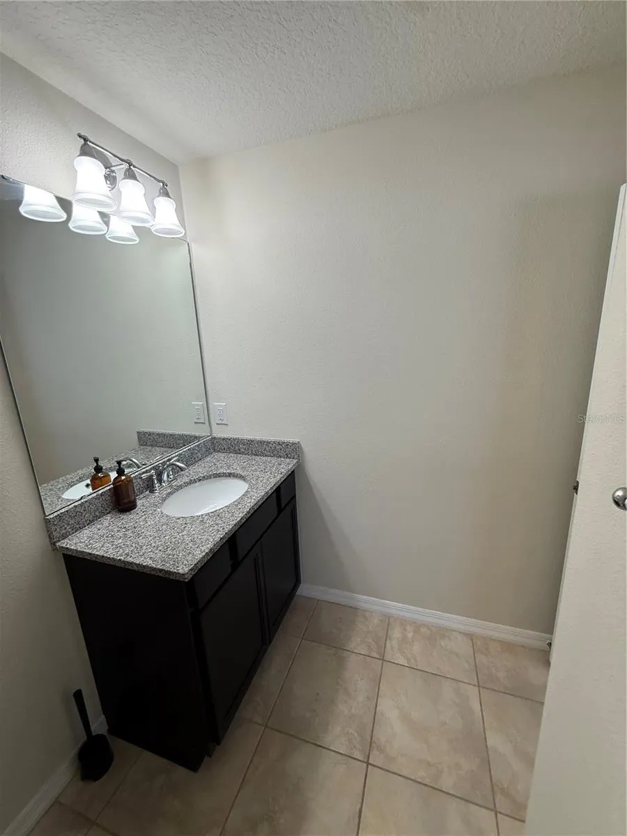 9154 HILLCROFT DRIVE Riverview, FL 33578