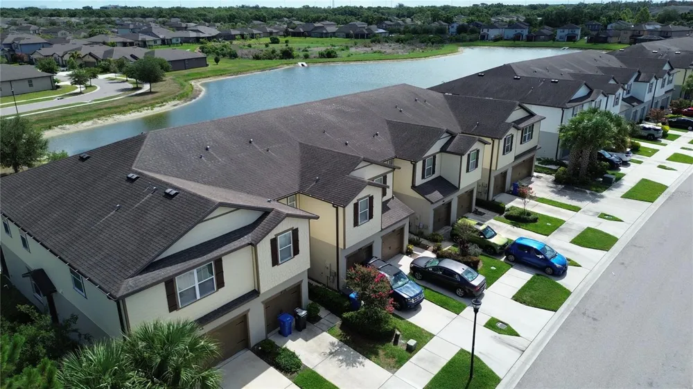 9154 HILLCROFT DRIVE Riverview, FL 33578