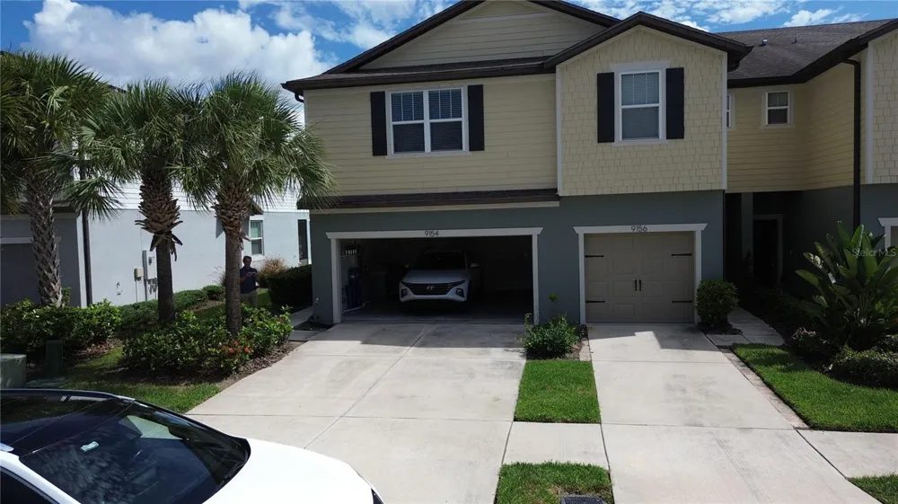 9154 HILLCROFT DRIVE Riverview, FL 33578
