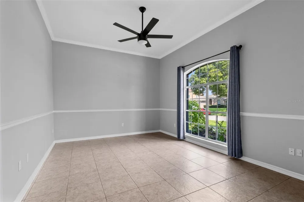 623 YORKSHIRE DRIVE Oviedo, FL 32765
