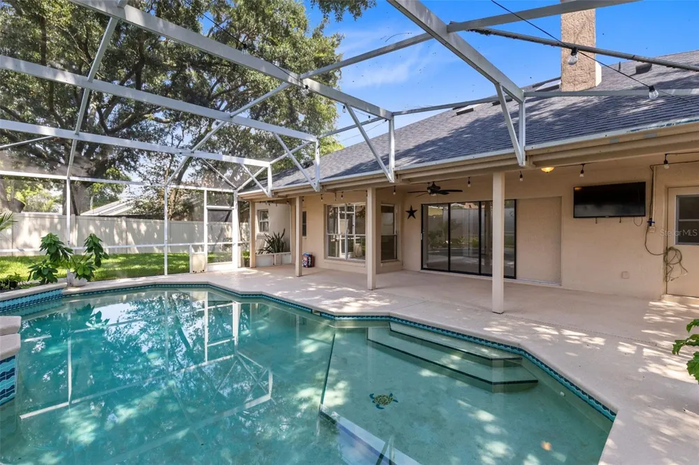 623 YORKSHIRE DRIVE Oviedo, FL 32765