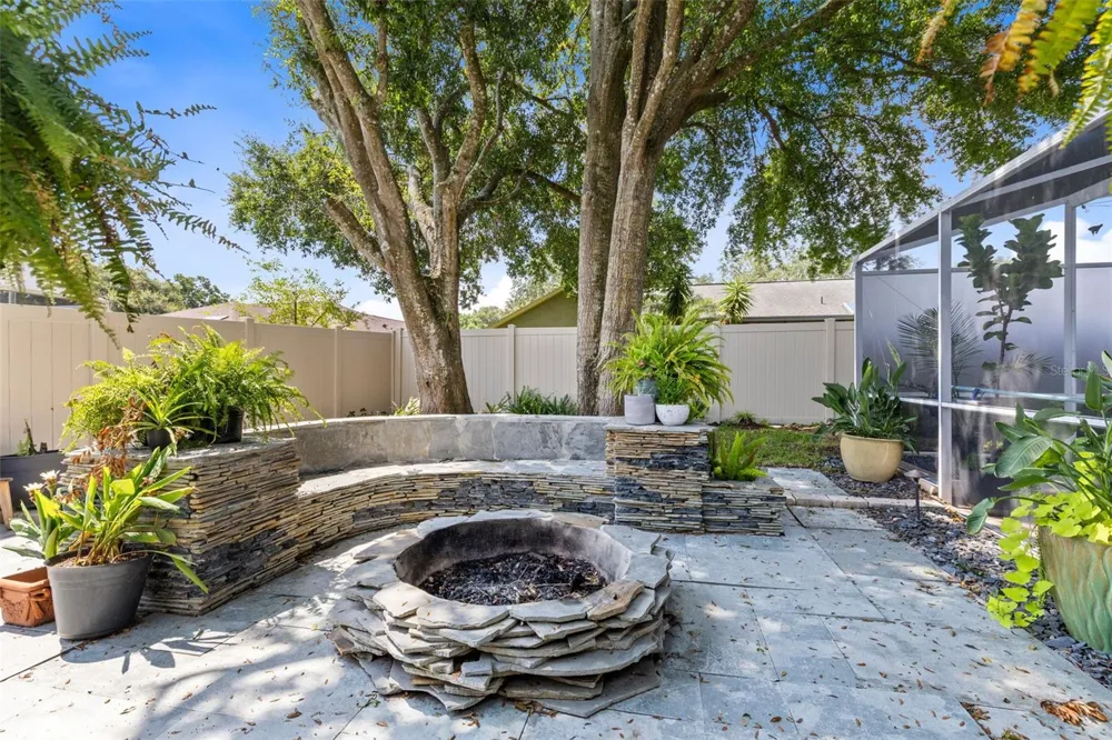 623 YORKSHIRE DRIVE Oviedo, FL 32765