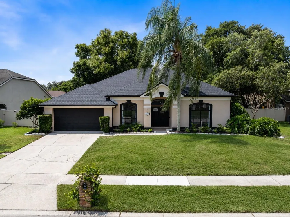 623 YORKSHIRE DRIVE Oviedo, FL 32765