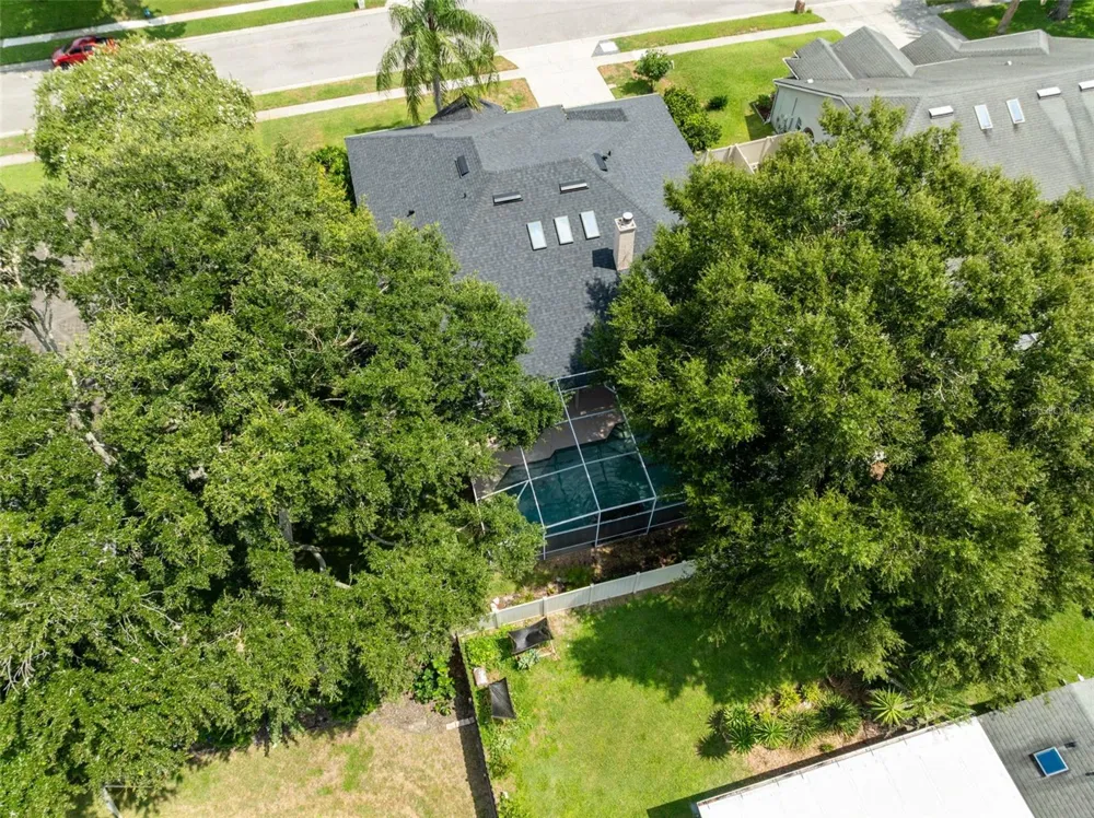 623 YORKSHIRE DRIVE Oviedo, FL 32765
