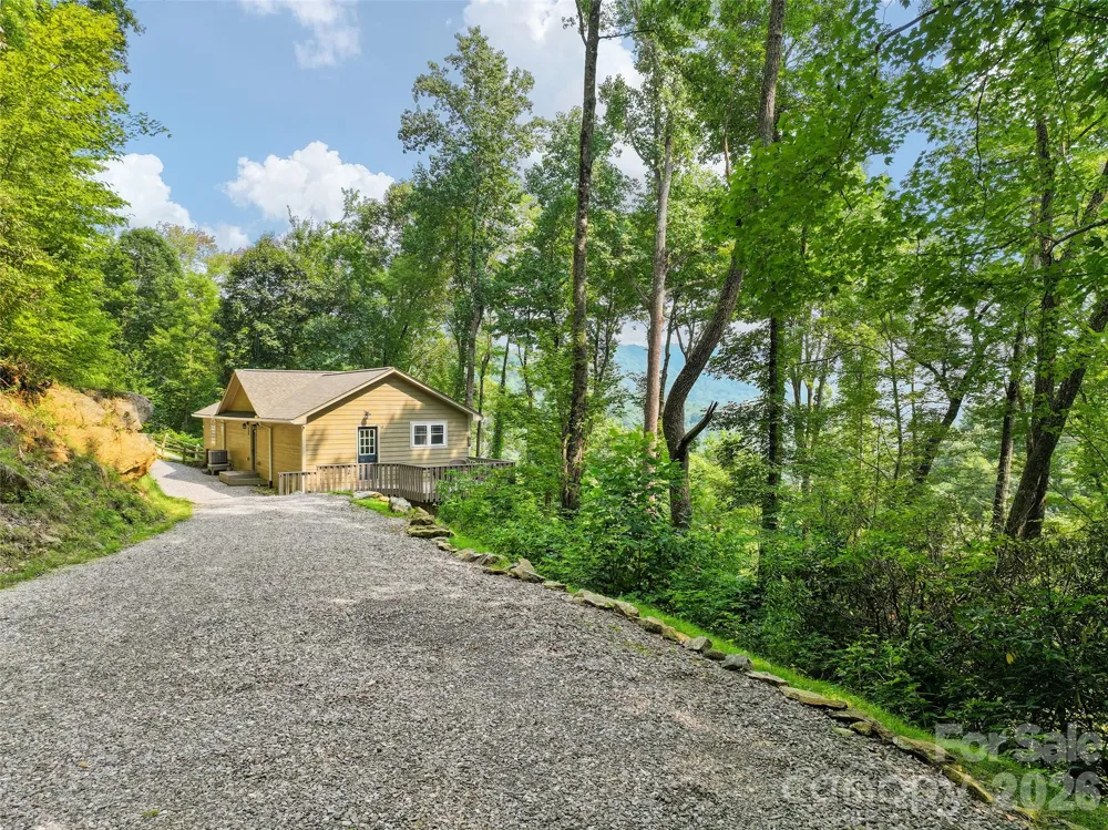 297 Triple Creek Drive Clyde, NC 28721