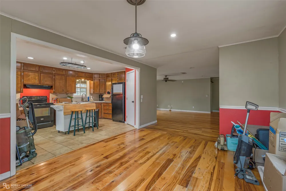 158 Edwards Road Doyline, LA 71023