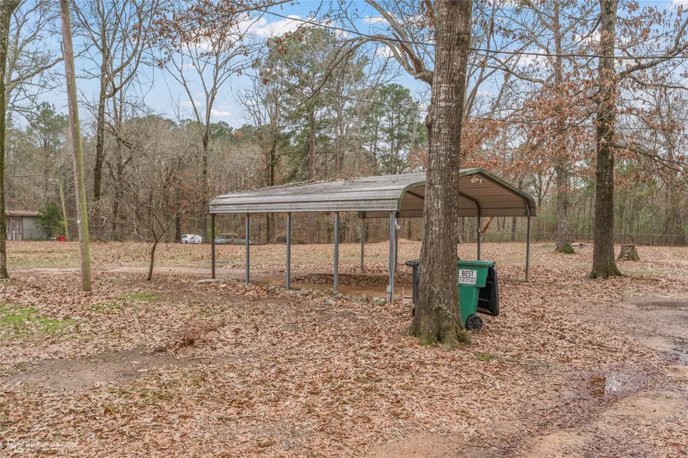 158 Edwards Road Doyline, LA 71023
