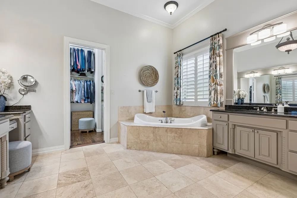 3001 LOCH MEADOW COURT Southlake, TX 76092