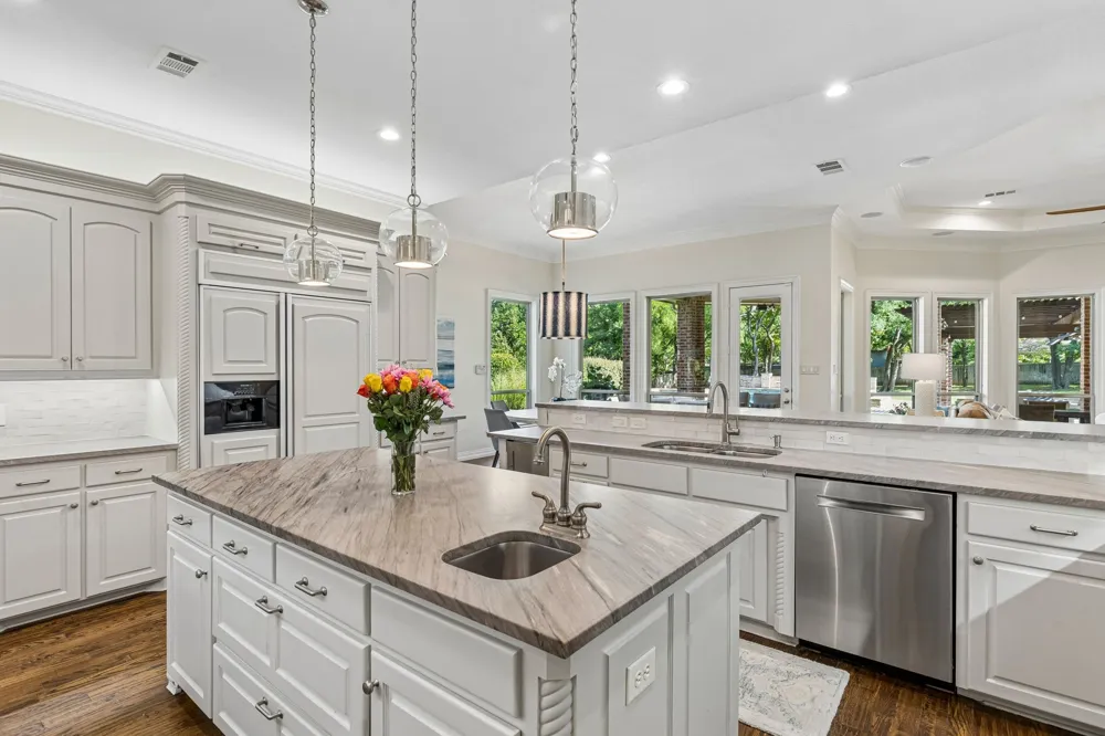 3001 LOCH MEADOW COURT Southlake, TX 76092