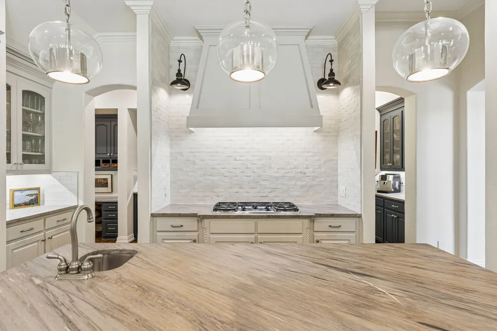 3001 LOCH MEADOW COURT Southlake, TX 76092