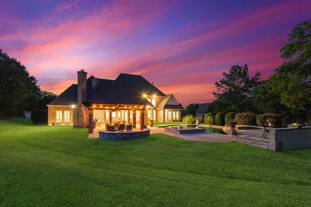 3001 LOCH MEADOW COURT Southlake, TX 76092